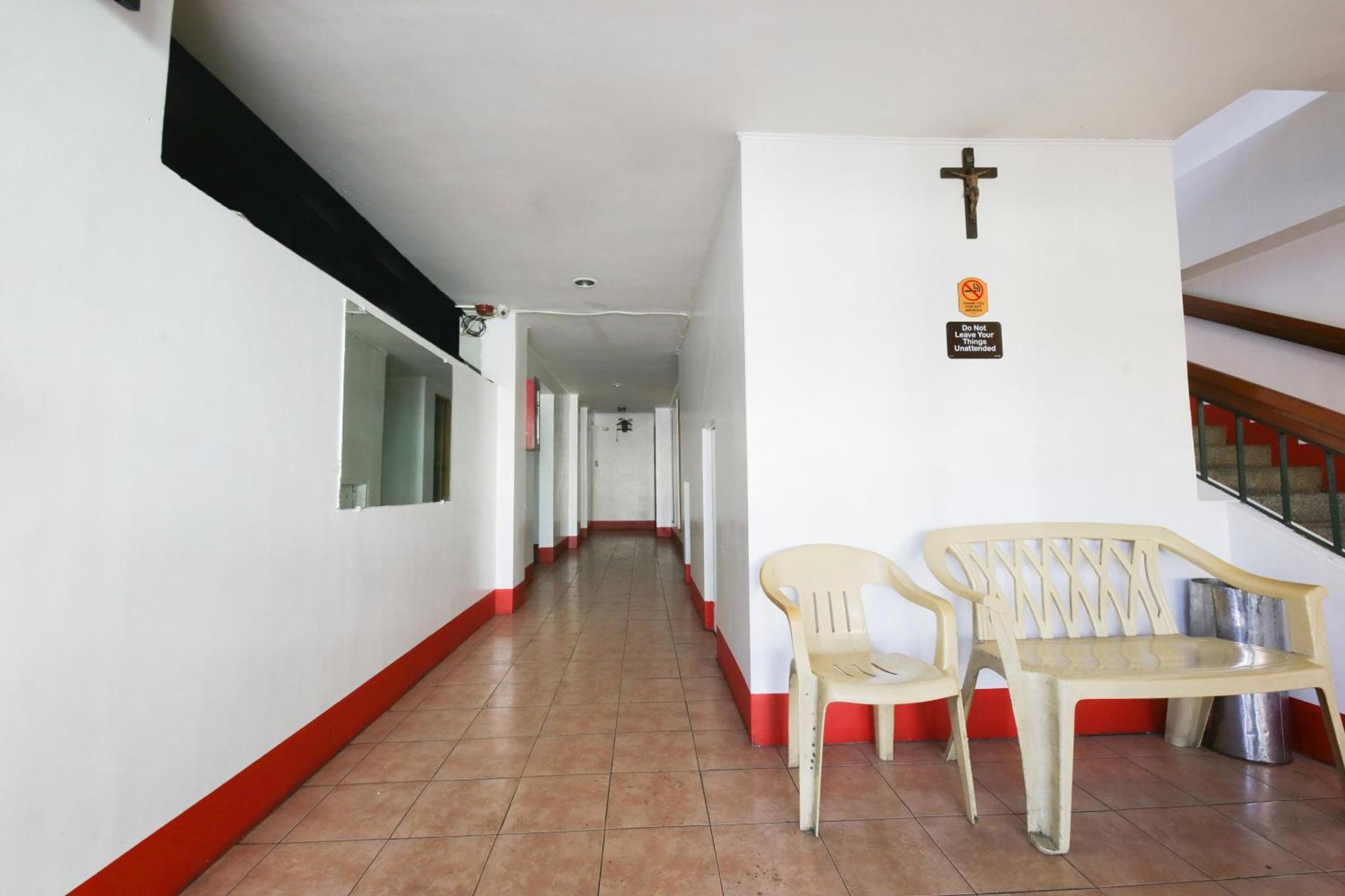 Busline Apartelle Quezon City Eksteriør billede