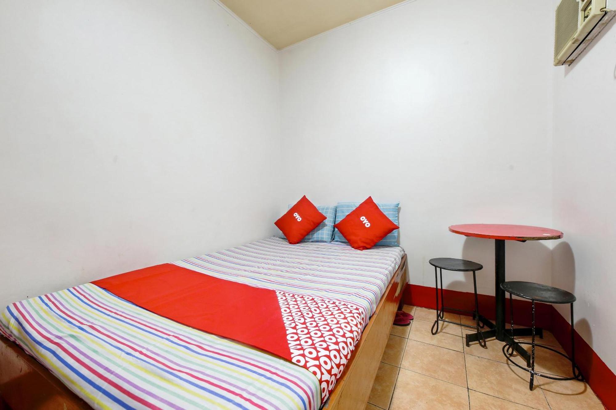 Busline Apartelle Quezon City Eksteriør billede